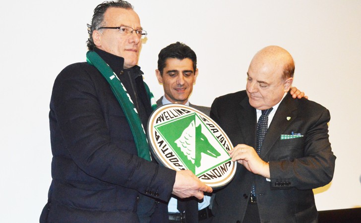 Il logo torna sulle maglie: l'accordo di comodato
